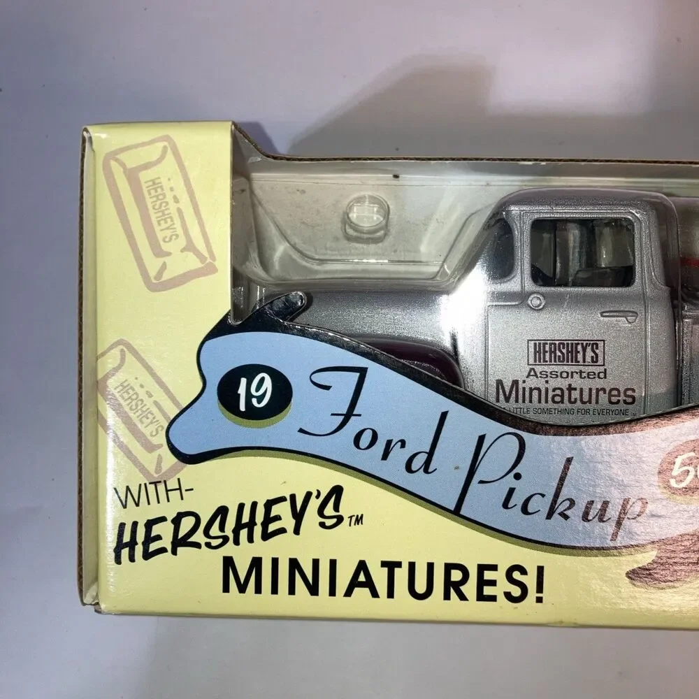 ERTL Collectibles - HERSHEY'S 1956 Ford Pickup (1996 Issue)